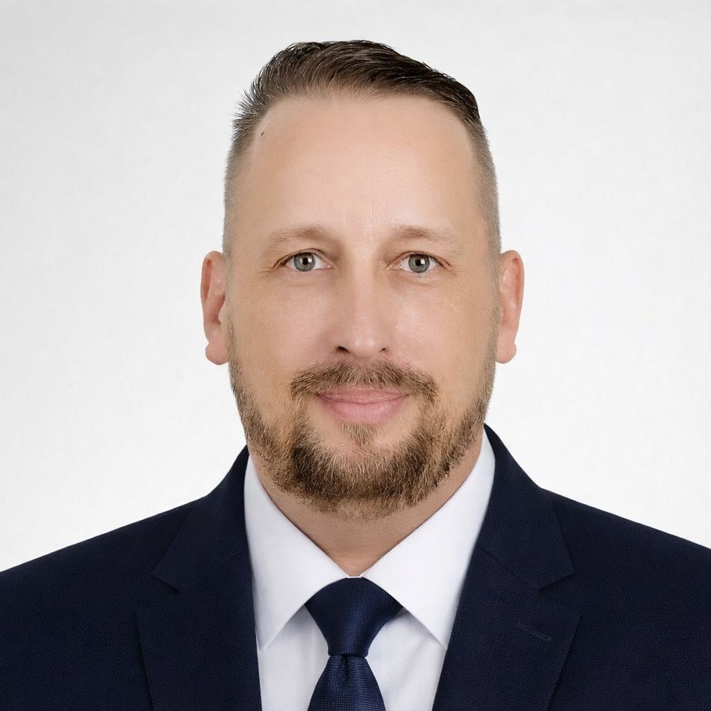 Steven W. Pearce — Founder & CEO, Sophurion